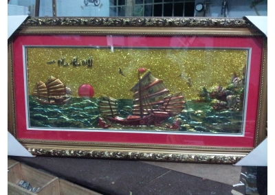 THUYỀN MÀU 